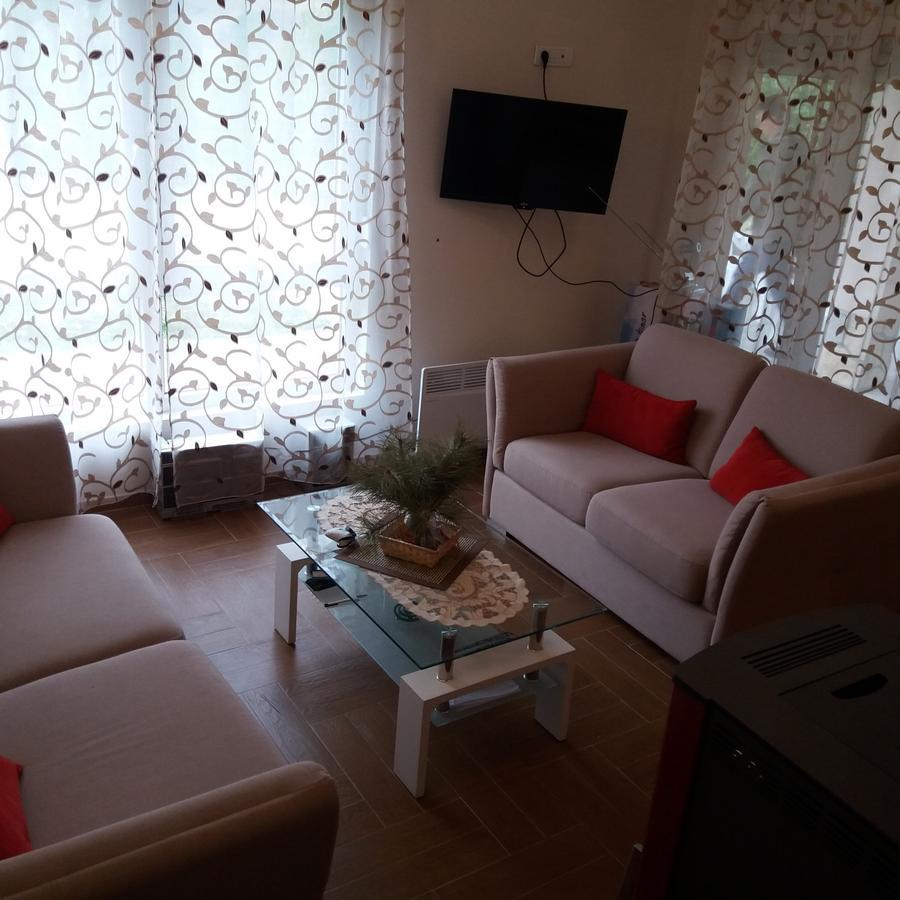 Vitas Kremna Luaran gambar